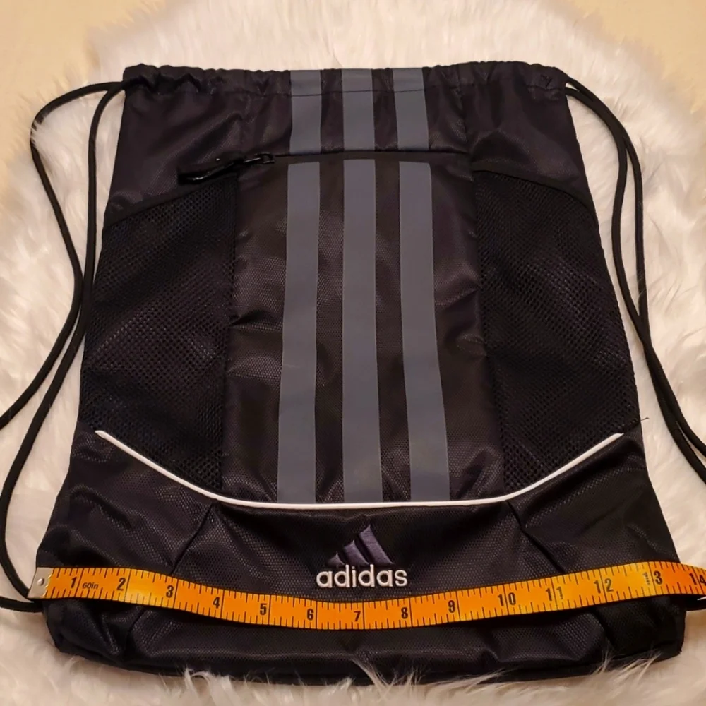 Adidas Nylon Drawstring Sackpack with Insulated Water Bottle Black Gray Unisex - Picture 6 of 7